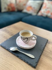 Strakatý kulatý podtácek