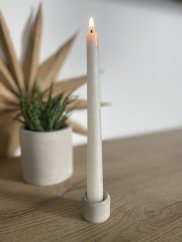 Minimalistický svícen na kónickou svíčku